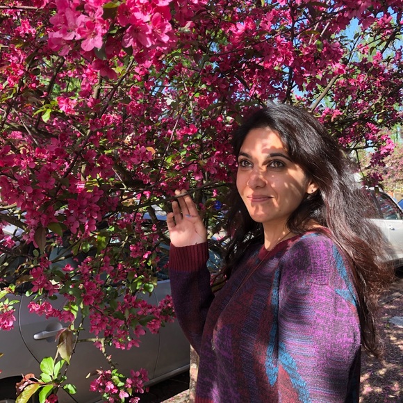 Meet Your Posher! - Picture 3 of 8